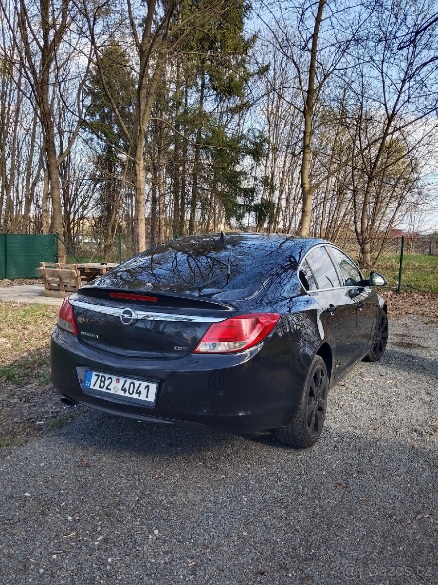 Opel insignia - 2