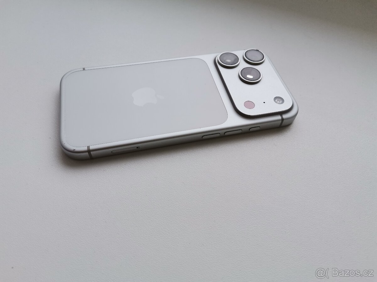 Apple iPhone 17 pro - 2