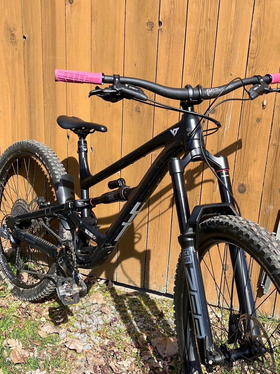 Yt Capra 2024 - 2