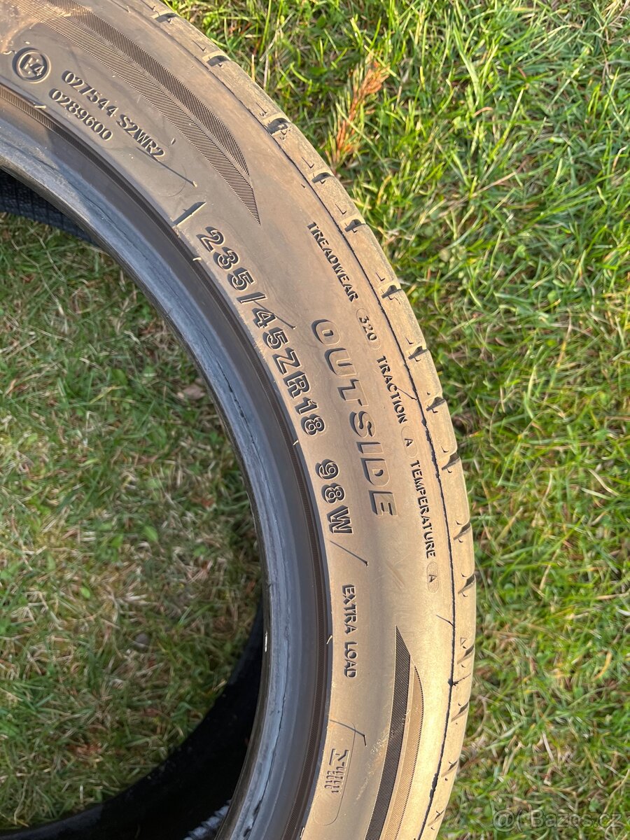 Letní pneu 235/45 R18, 4ks - 2