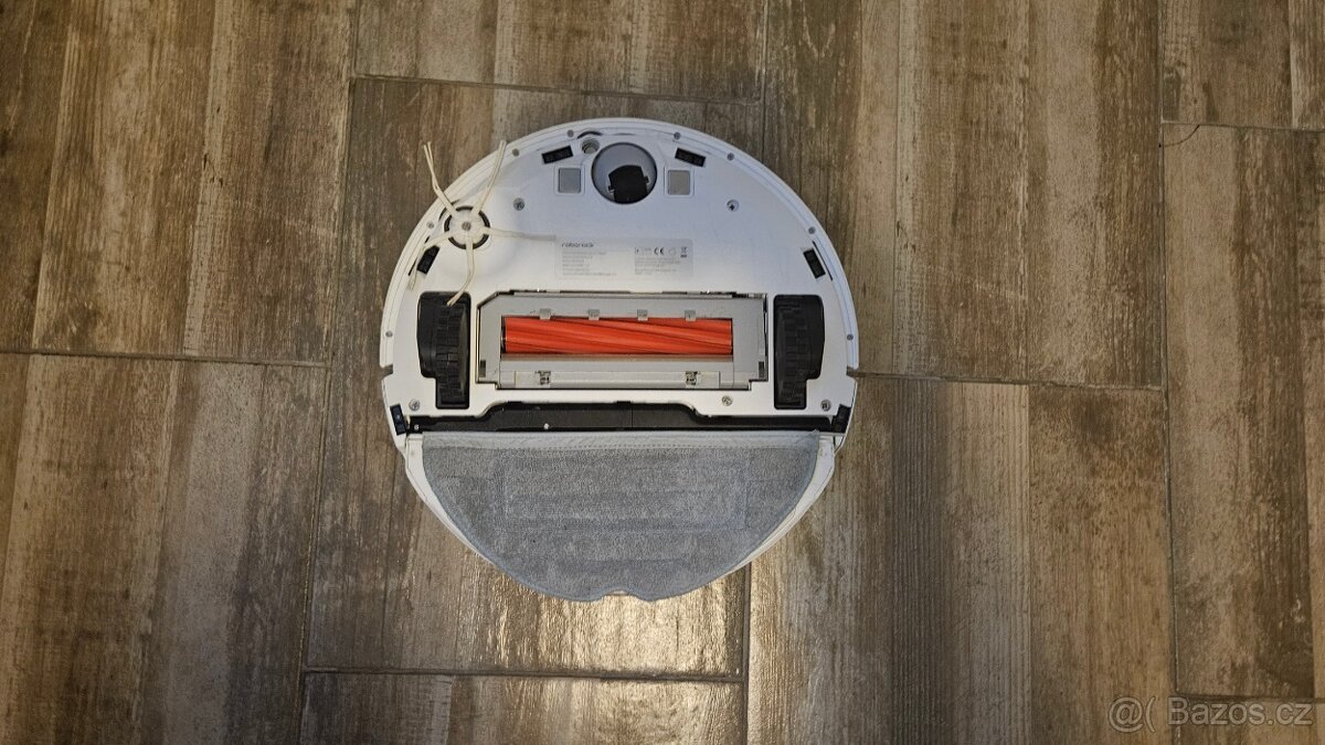 Roborock S7 bílý s nabíjecí stanicí - 2