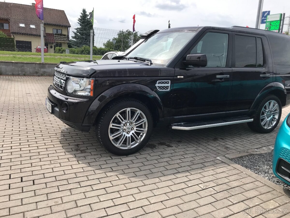 Land Rover Discovery 3,0 HSE LUXURY DPH Nová STK, - 2