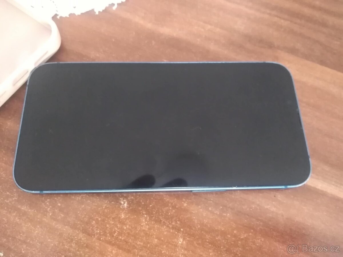 Prodám - Vyměním iPhone 13 128gb. - 2