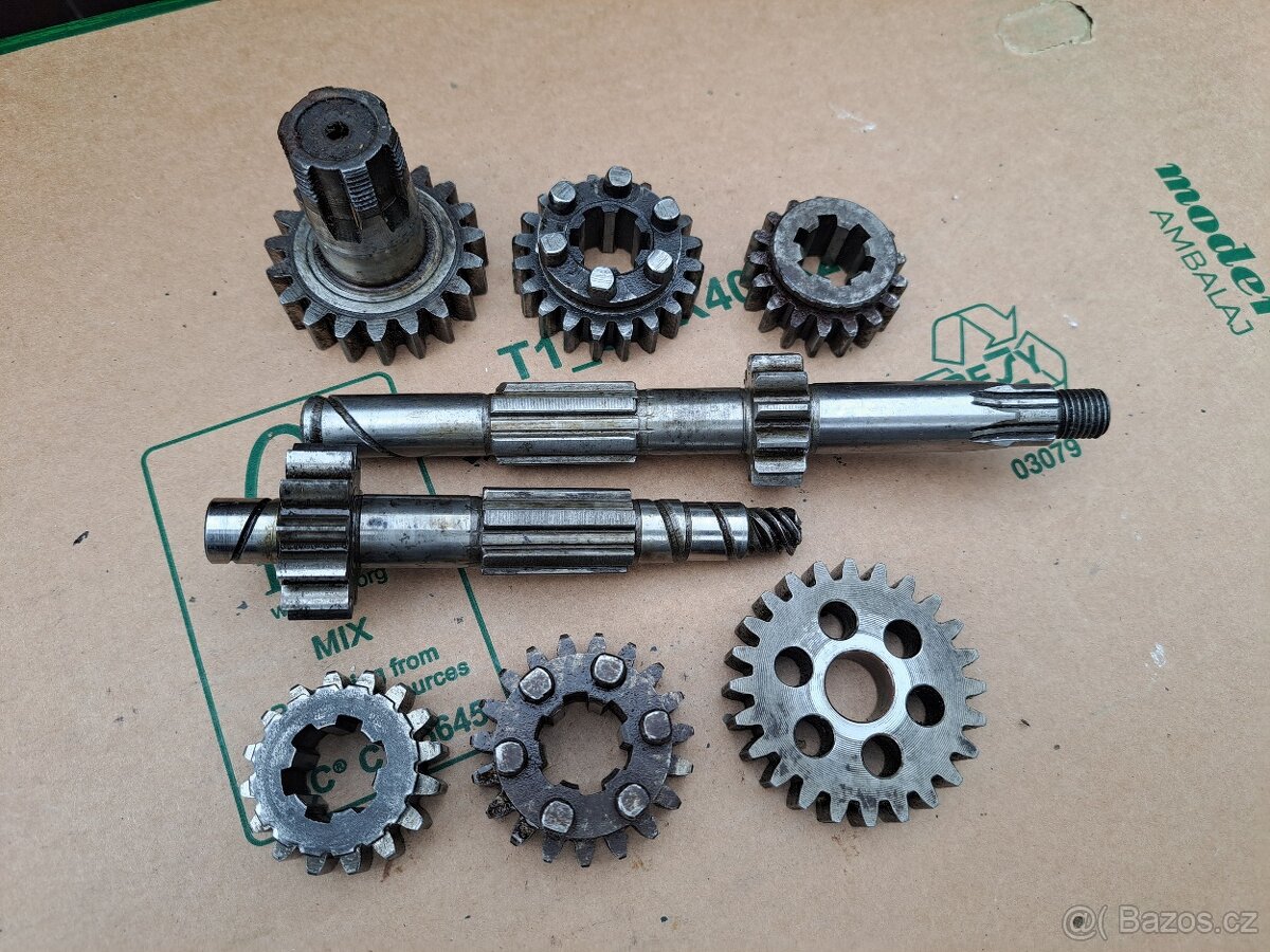 Jawa 250 350 Panelka kývačka Pérák - Převodovka - 2
