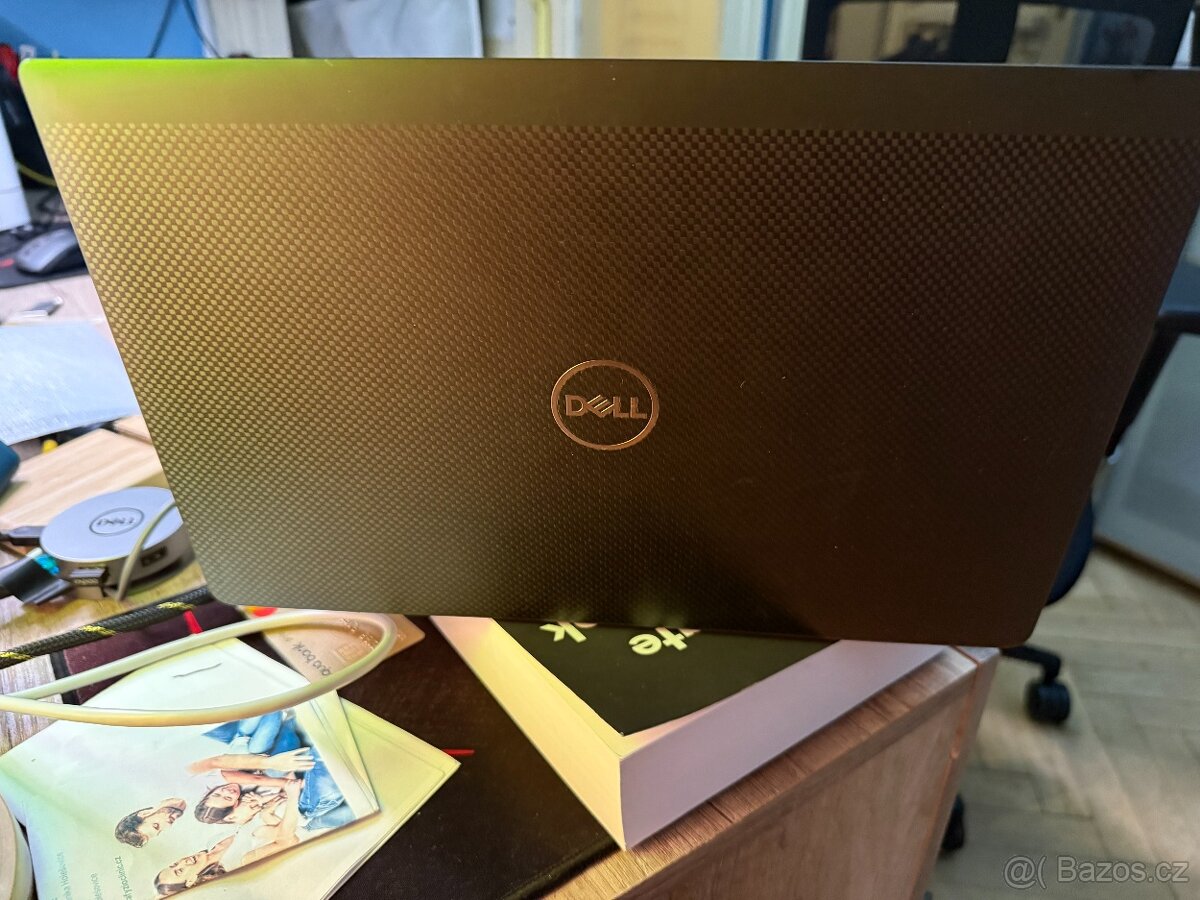Dell Latitude 7420 - vynikající stav - 2
