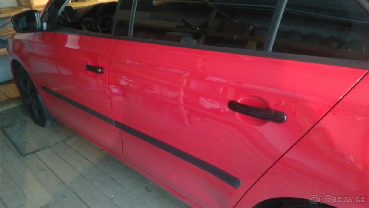 ČIERNE a KARBONOVE kľučky krytky klučiek dveri - 2