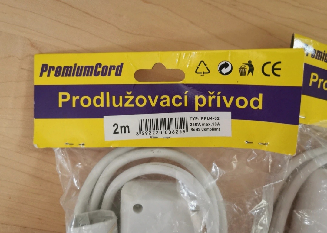 Prodlužovací přívod s koncovkou IEC C13 - 2
