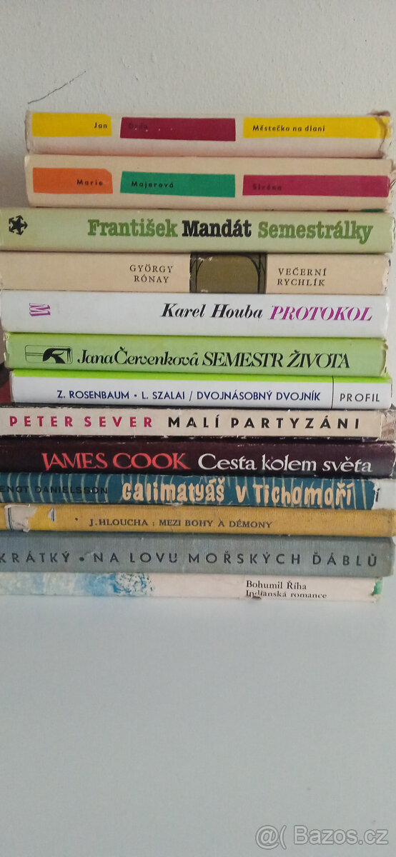 Spousta knih včetně pohádek za Vaší cenu a poštovné - 2