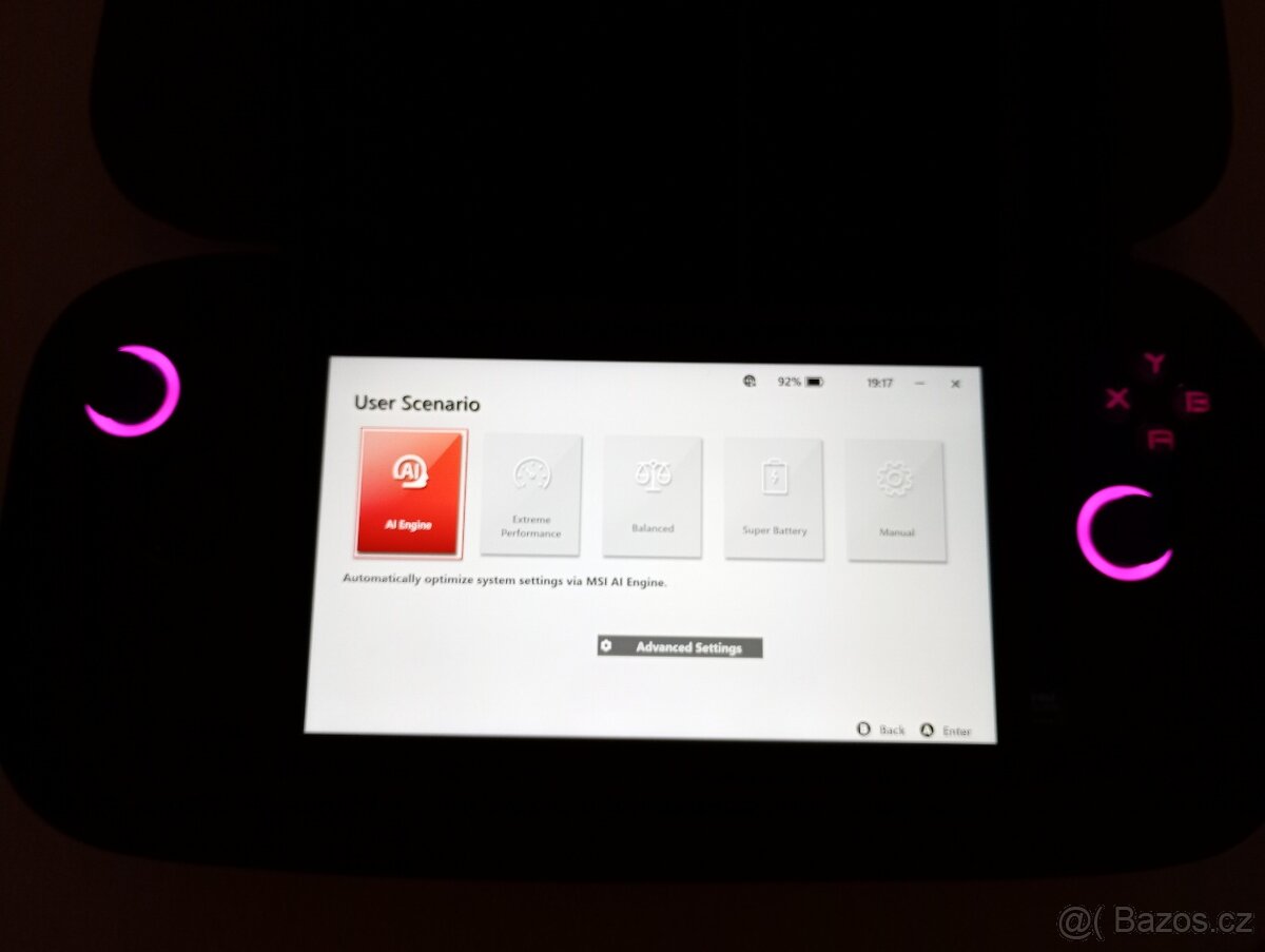 MSI Claw a1m 054cz + ochranné pouzdro - 2