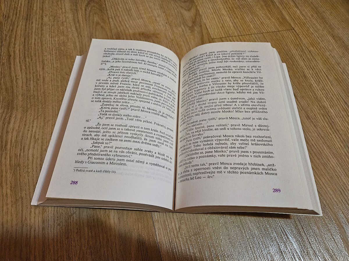 Kniha Vladař na scéně Robert Merle - 2