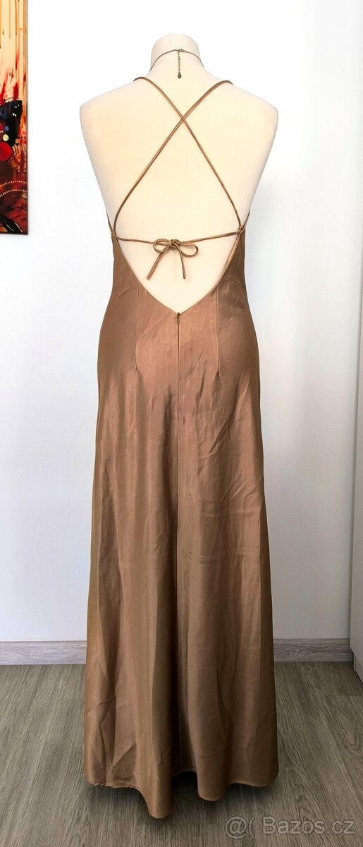 Zlaté plesové šaty - 2