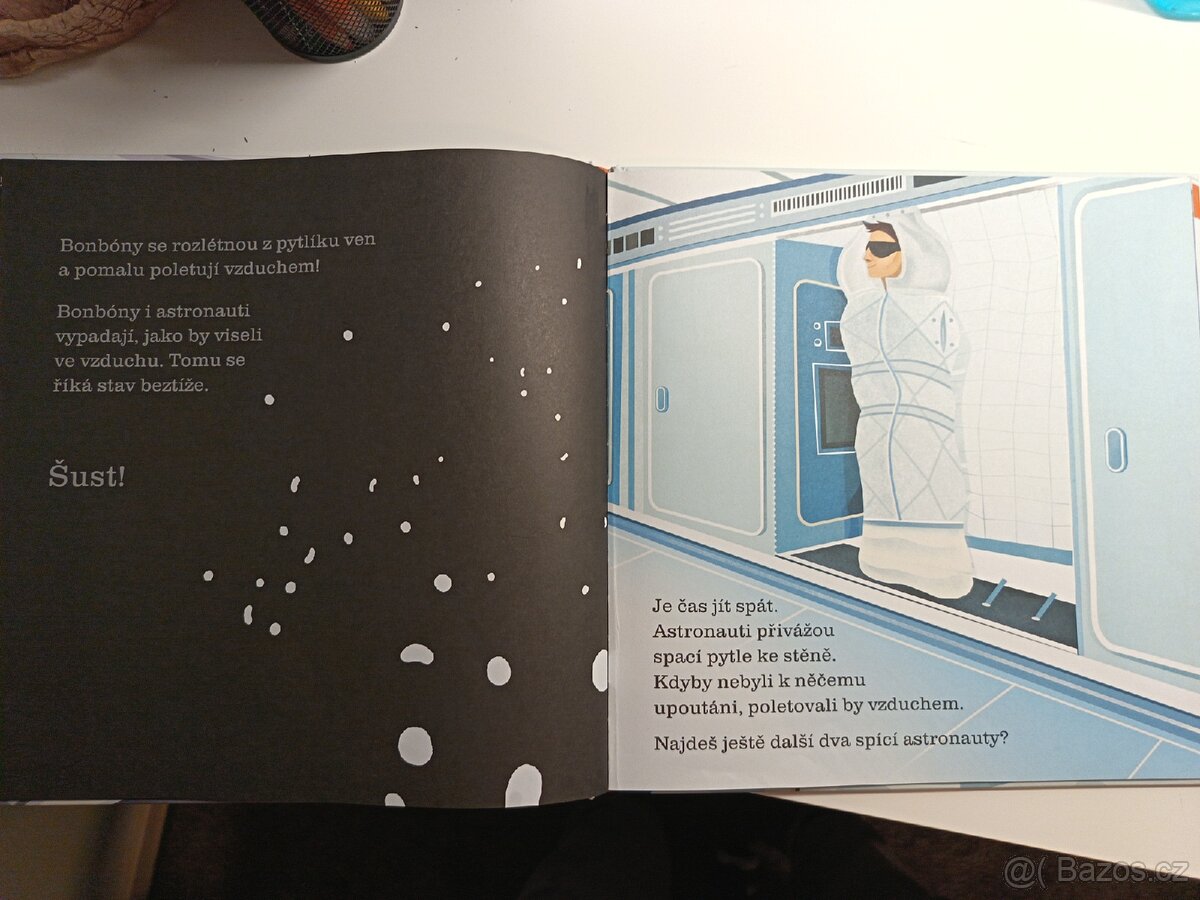 Kniha Tajemství vesmírné stanice - 2