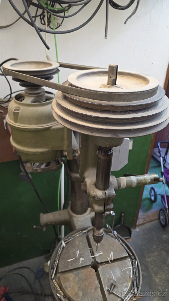 Sloupová vrtačka - 2