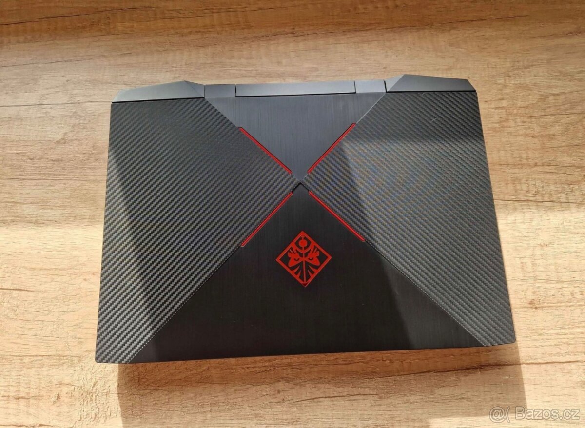 HP Omen 15, i7, RTX2070 - 2