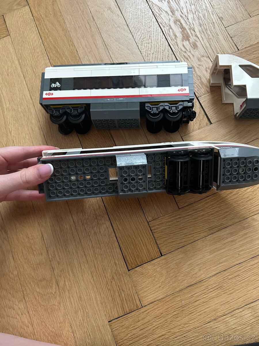Lego vlaky 60051 - 2