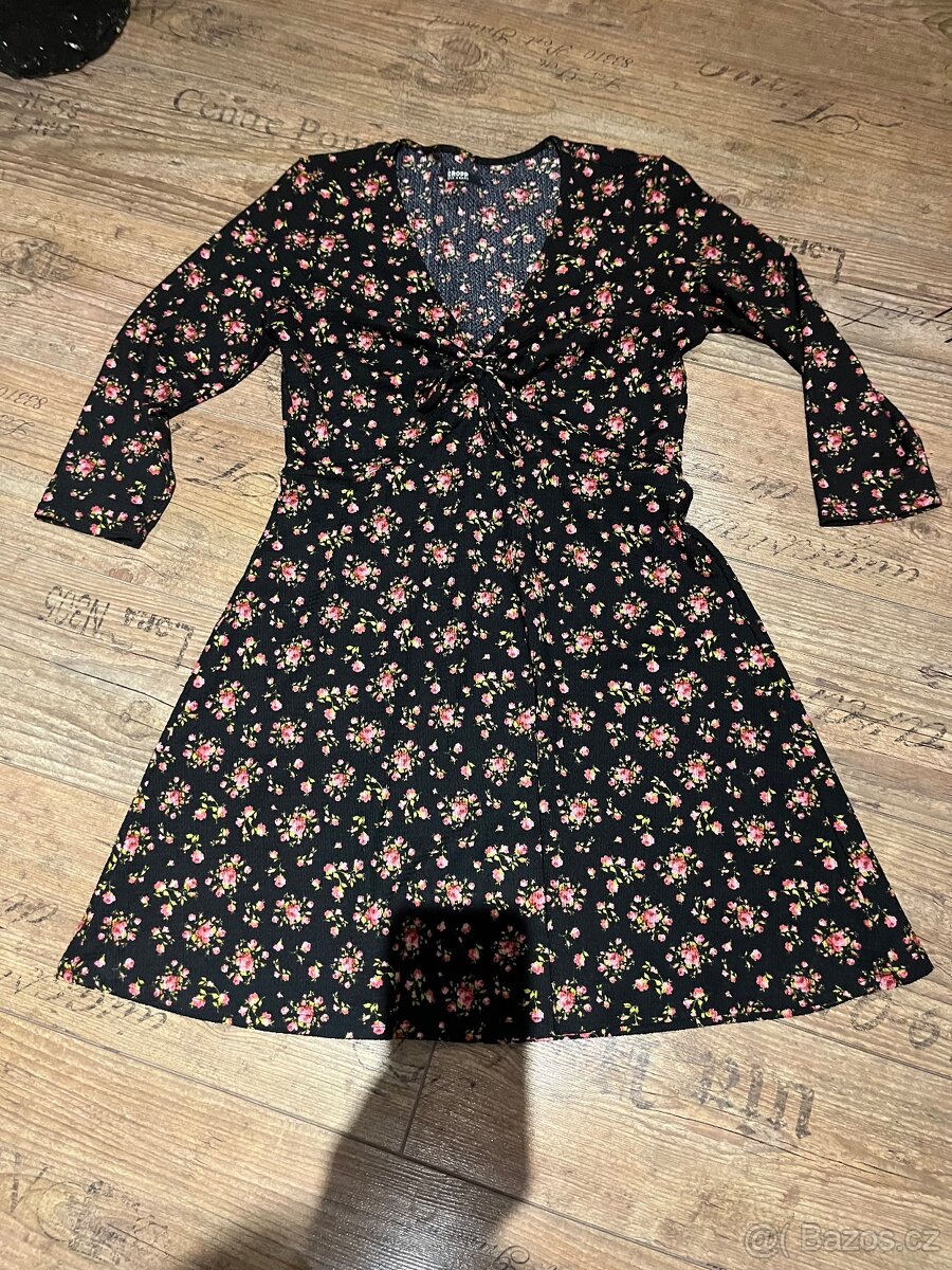 Dámské oblečení - 2