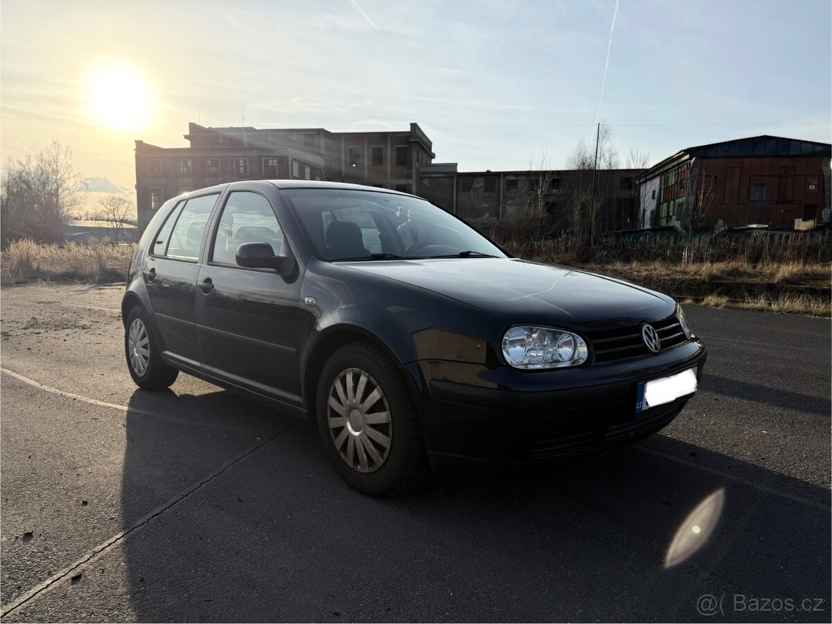 Volkswagen Golf IV - 2