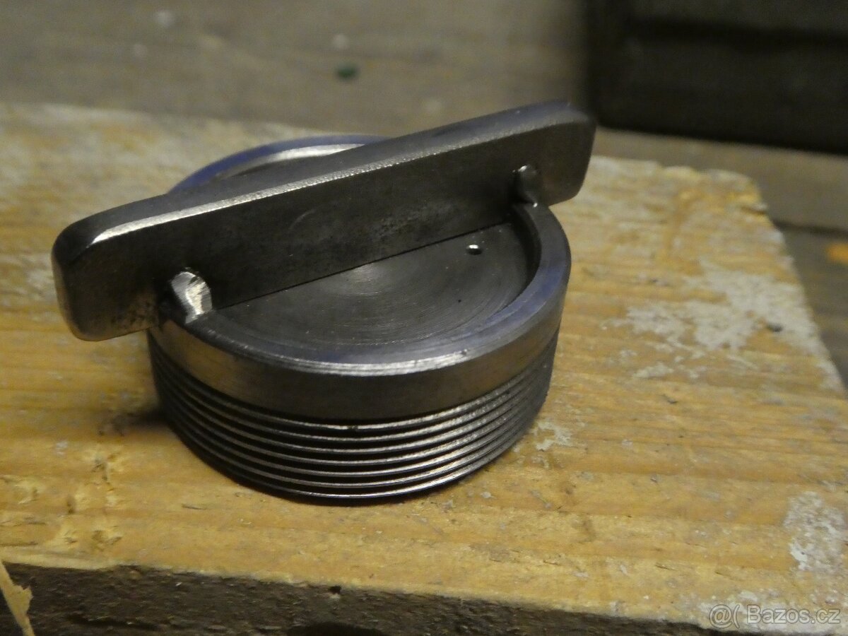 Manet 90 uzávěr nádrže - 2