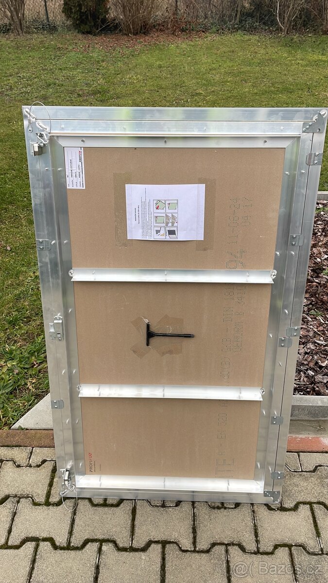 Revizní dvířka do sdk - 2