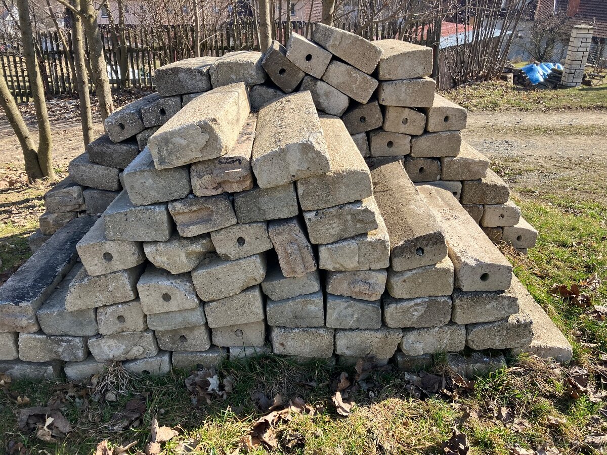 Obrubník - 2