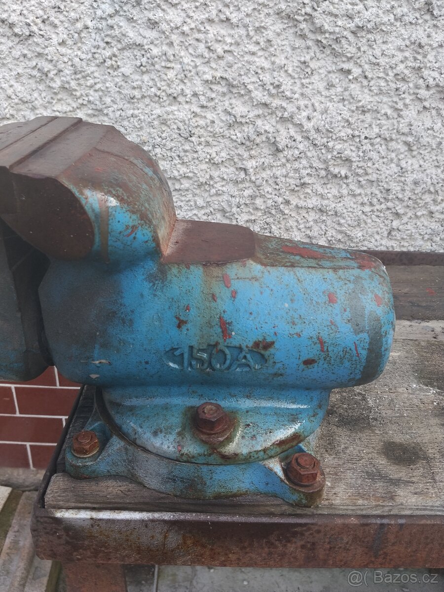 Prodám železný ponk se sverakem - 2