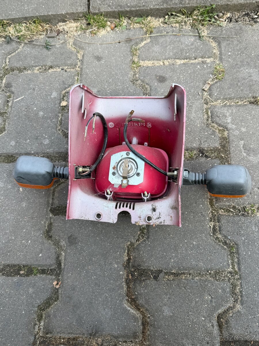 Přední maska Puch - 2