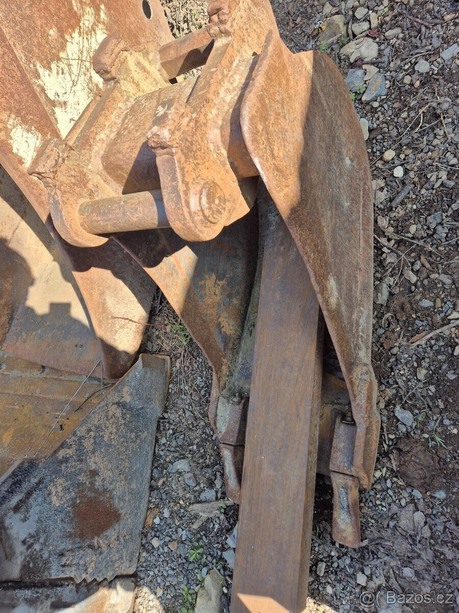 Podkopová zubová lopata Takeuchi - 2