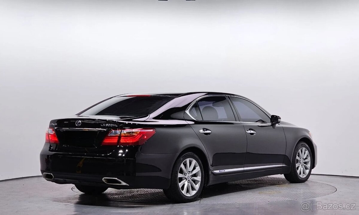 2012 LEXUS LS600h L Ottoman - 2