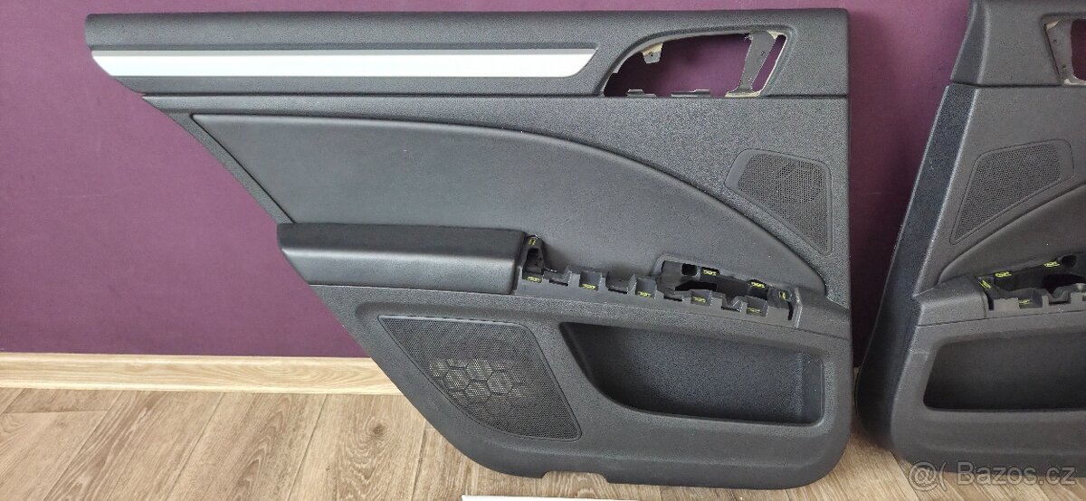 Zadní kožené tapce škoda superb 2 combi - 2