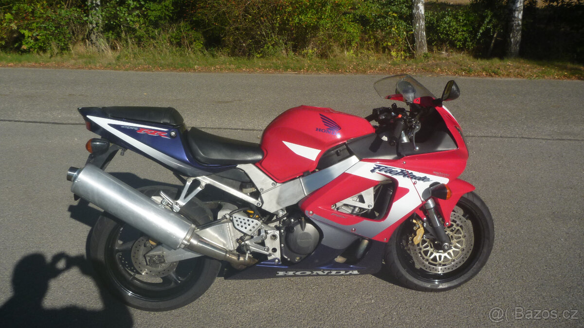 Honda CBR 929 RR Fire Blade - 2