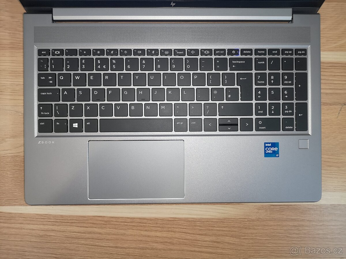 Osmijádrový notebook HP ZBook Power G8 - 2