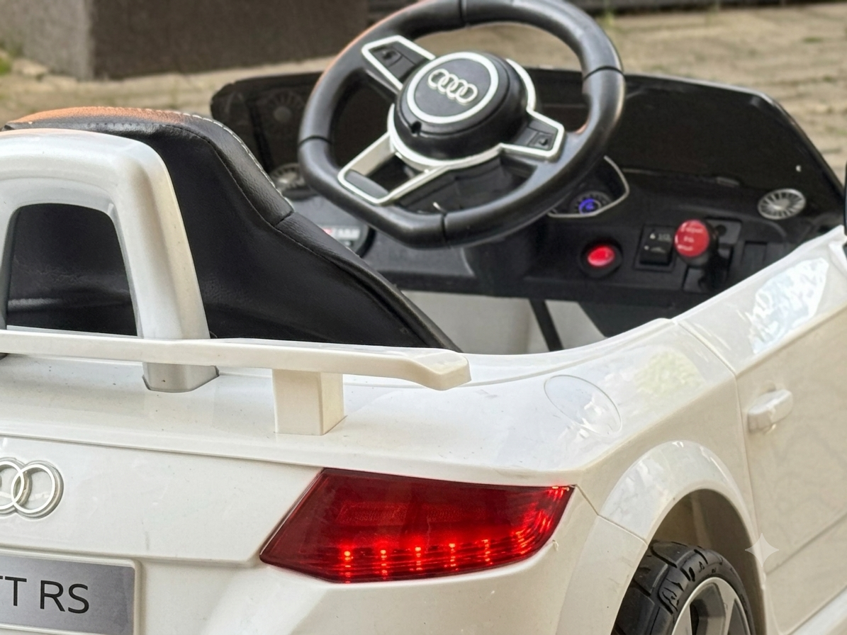 Audi TT RS Quattro - 2