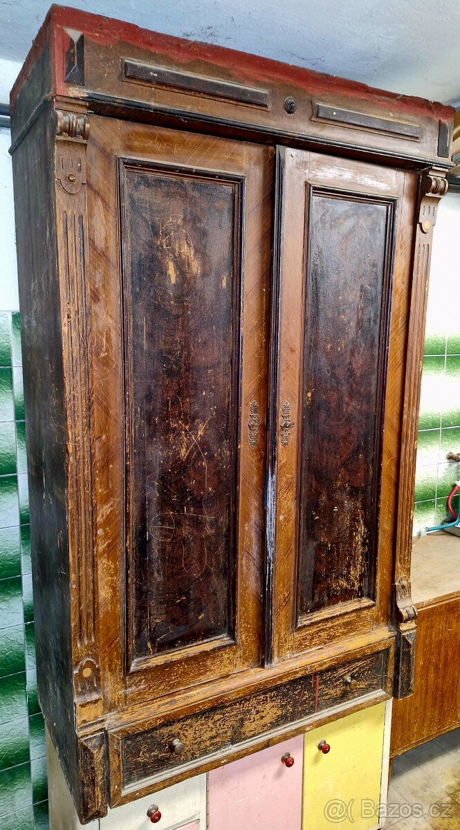 Starožitná skříň (Biedermeier) - 2