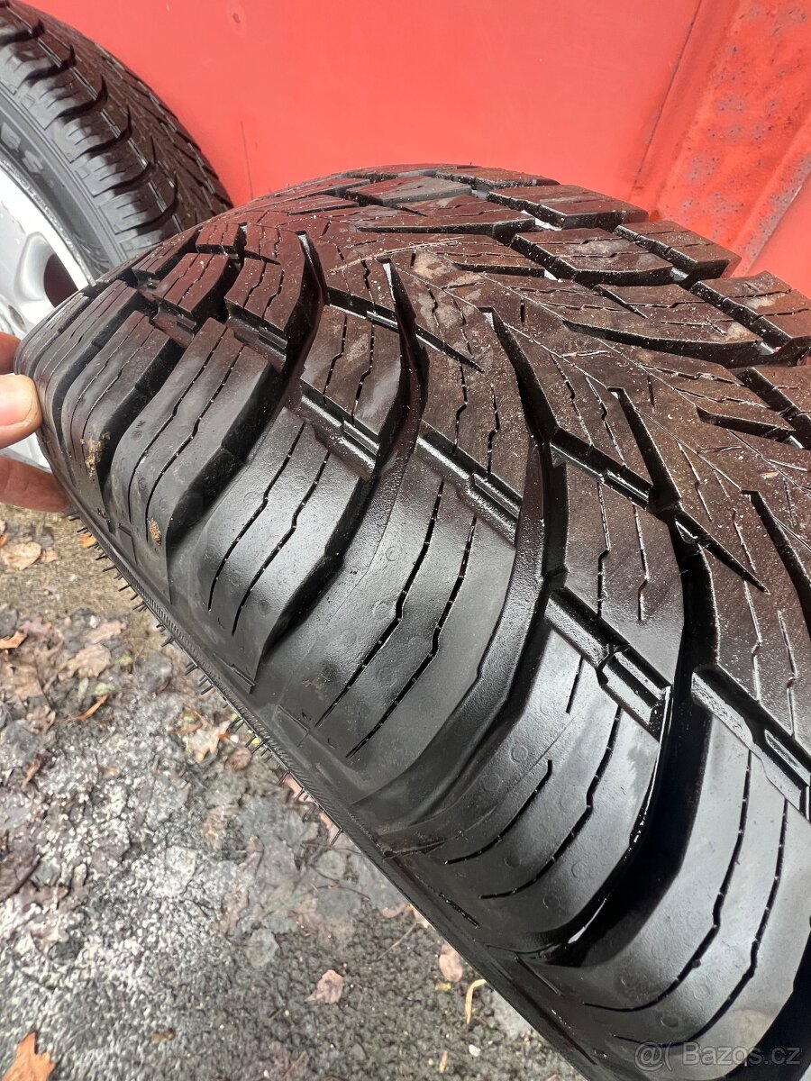Nokian sesonproof c1 215/65 16c - 2