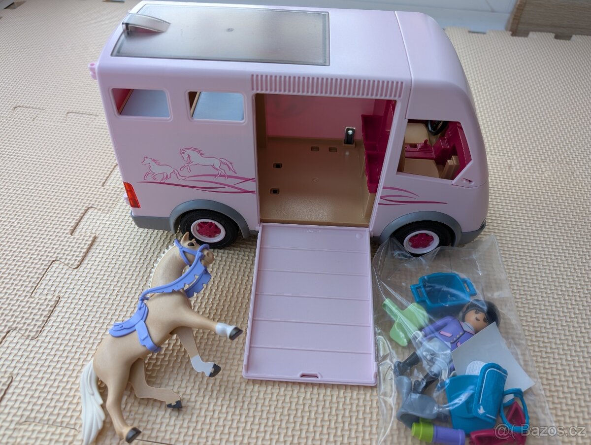 Playmobil 71237 Přeprava koní - 2