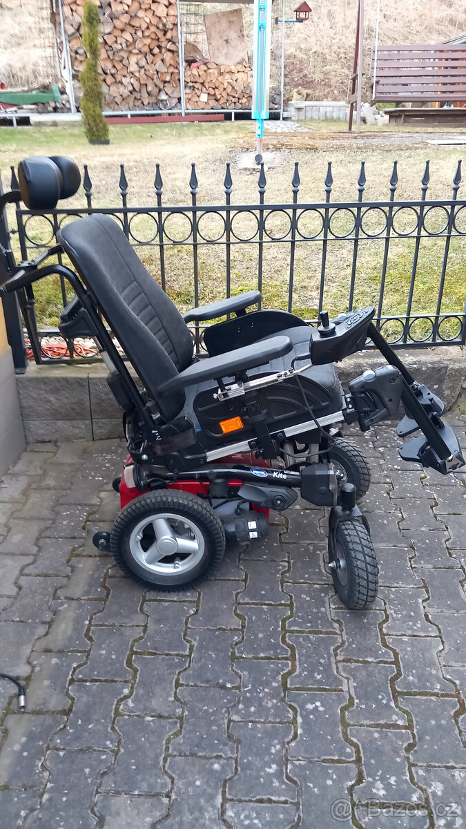 Elektrický invalidní vozík - 2