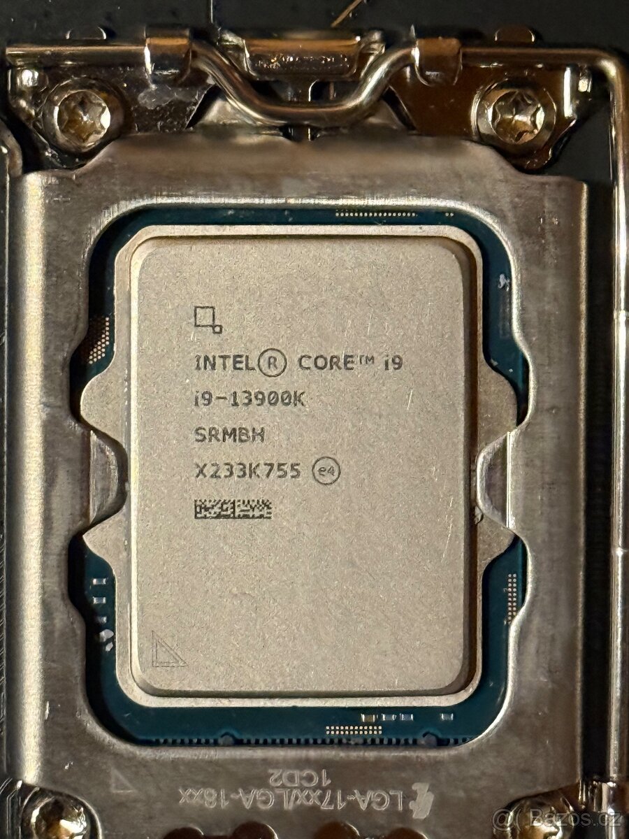 I9 13900K + Z690 - 2