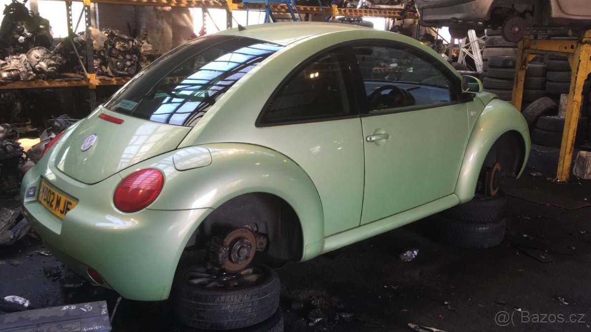 vw new beatle 2.0i rv2000 - 2