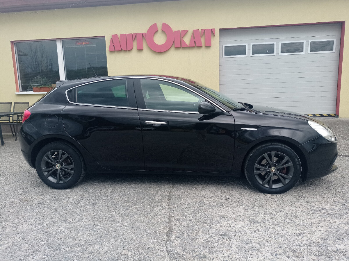 Alfa Romeo Giulietta 1.6 M-JTD/Navi/1maj - 2