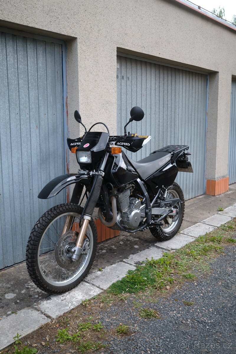 Suzuki DR 650 SE(SP46B)