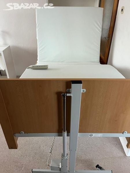 Elektrická postel - zdravotní pomůcka - 2