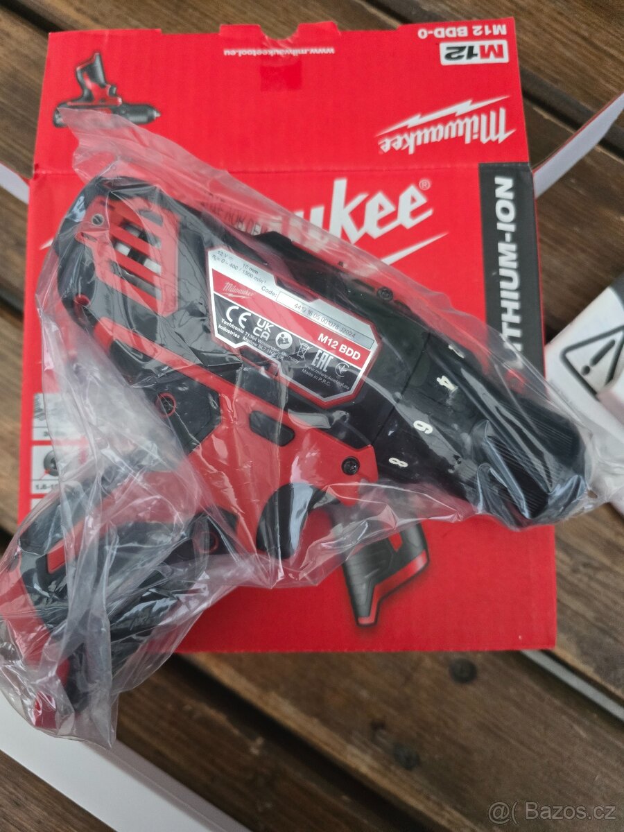 Milwaukee vrtačka m12 BDD - 2