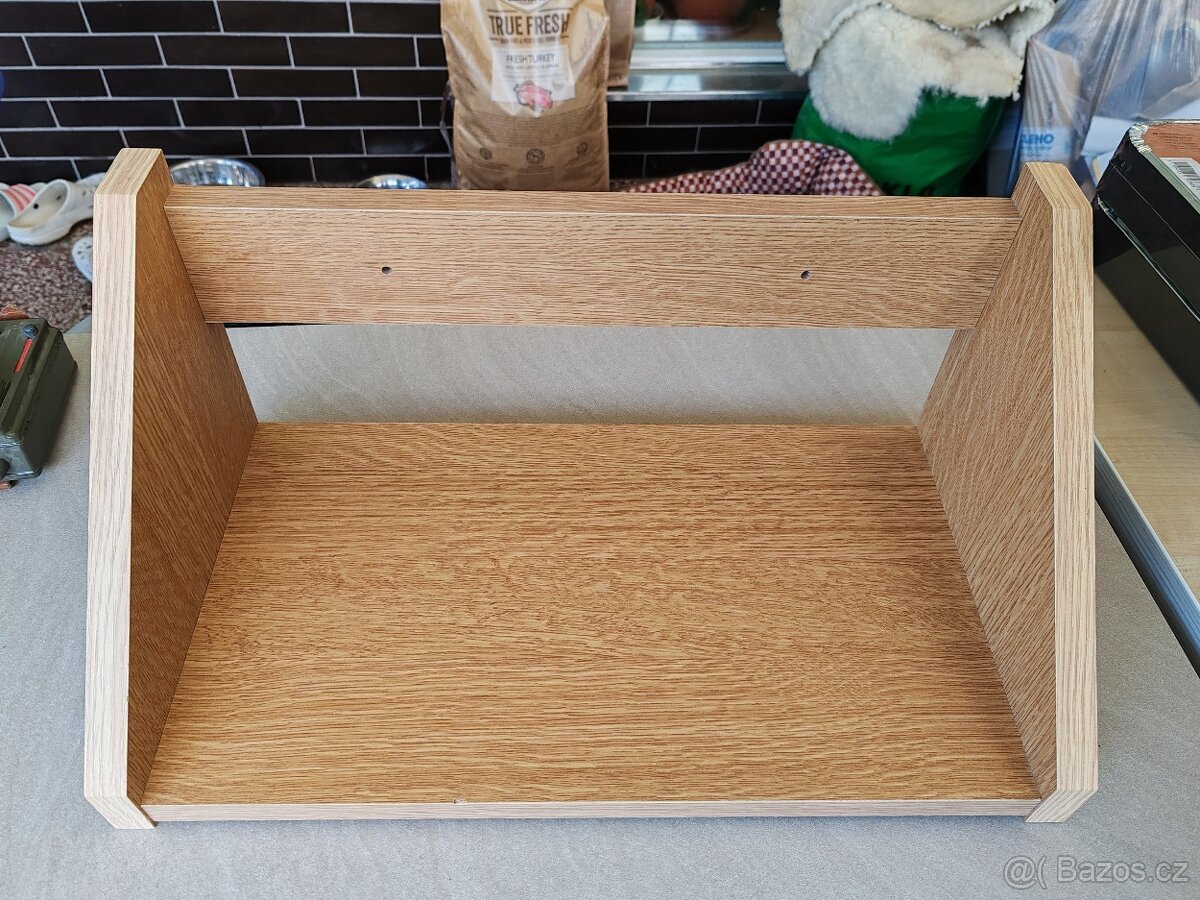 Polička na zeď, malá polička na kvítka nebo jiné - 2