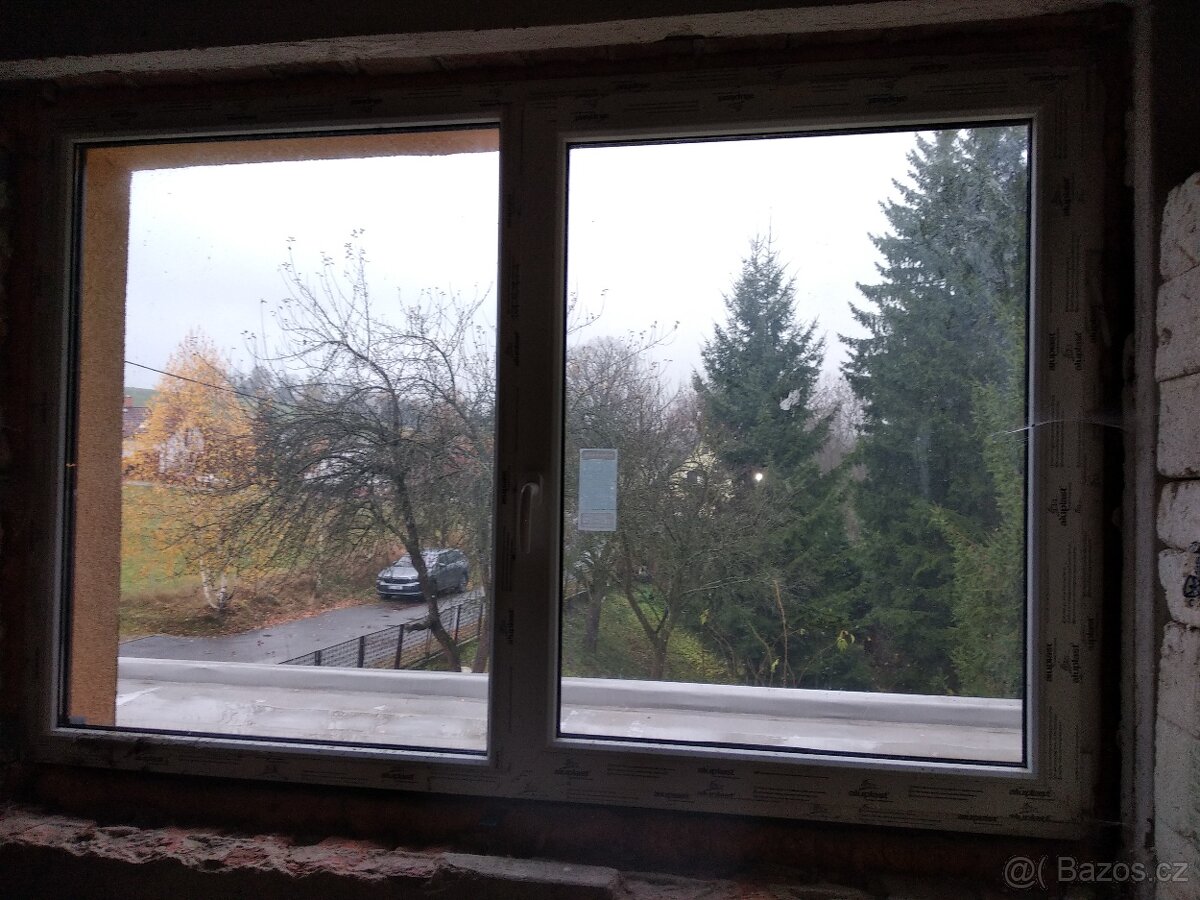 2 okna plastová 1980x1300 mm bílá/ořech - 2