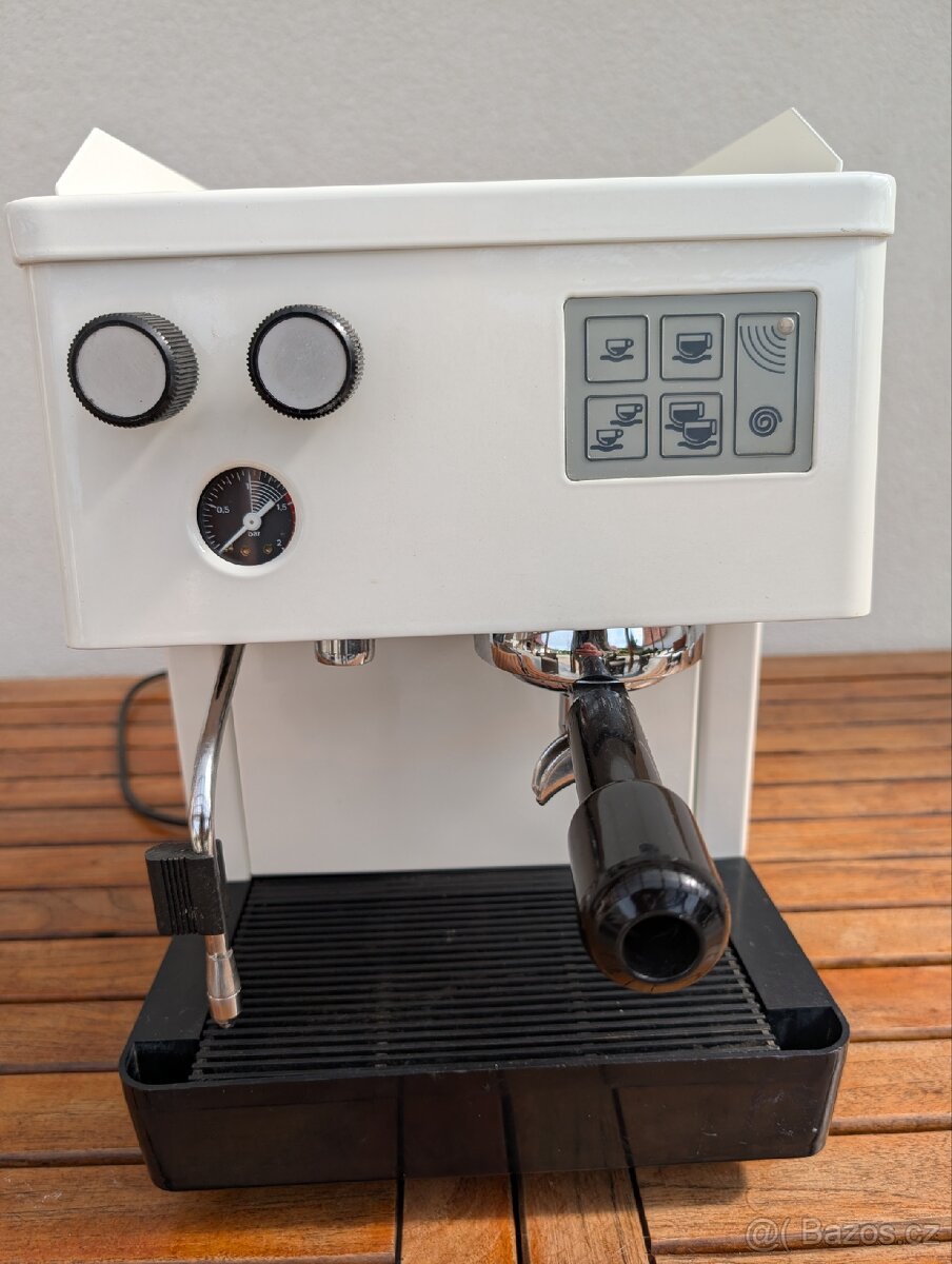 Pákový kávovar Carimali Alfa - 2