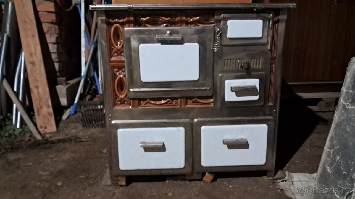 kachlový sporák vysočanka K3 - 2