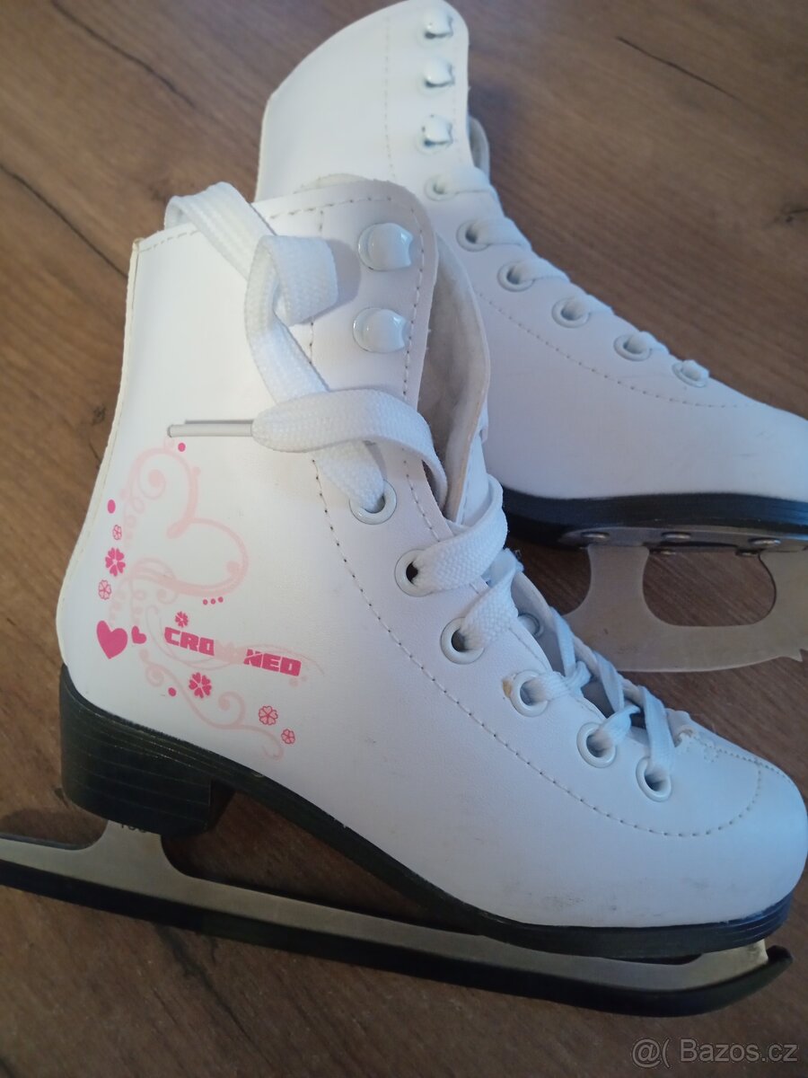 Dívčí zimní brusle - 2