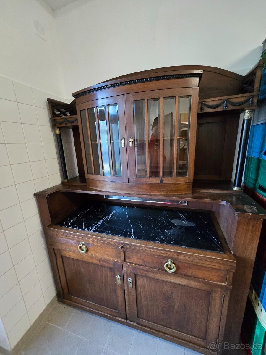 Prodám starožitný masivní příborník / absac - 2