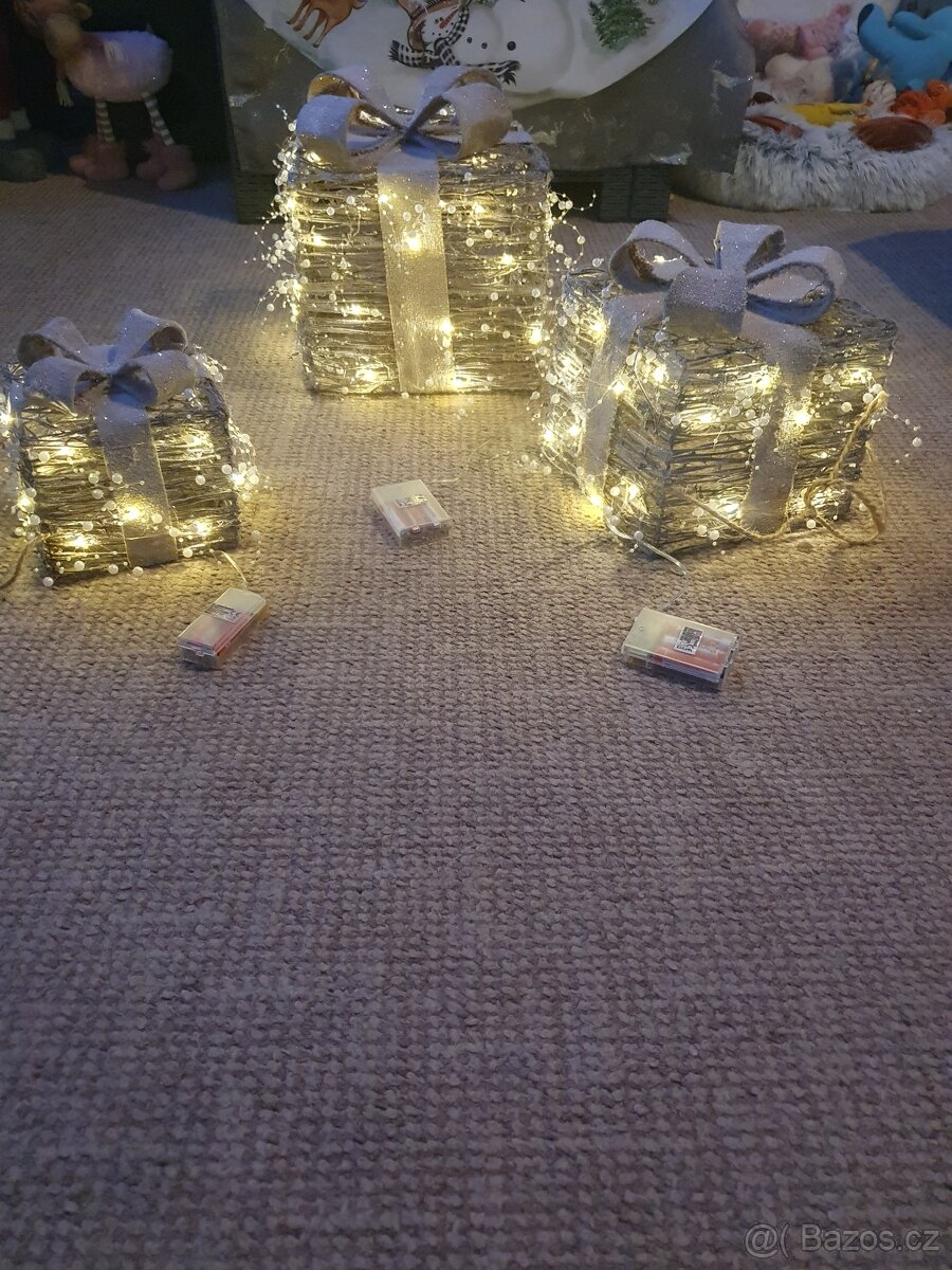 Svítící dekorace dárků set 3 velikostí - 2