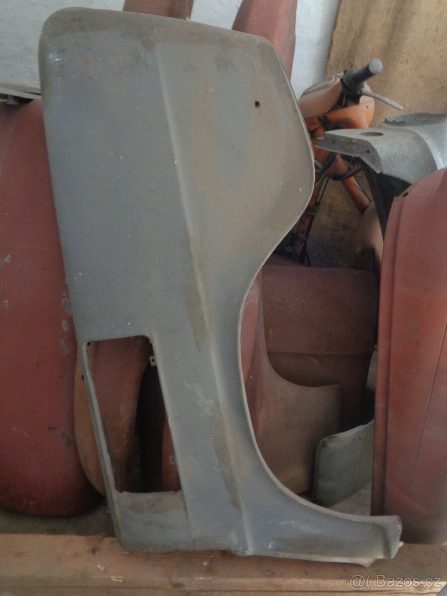 Škoda 100 110 nove zadni blatniky original - 2